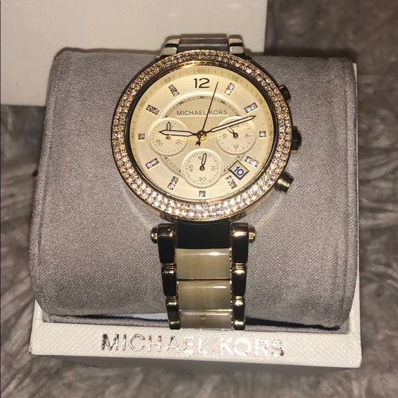 Michael Kors watch new condition - Picture 2 of 3